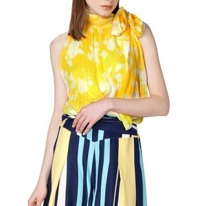 Bottom Band Neck Tie Top